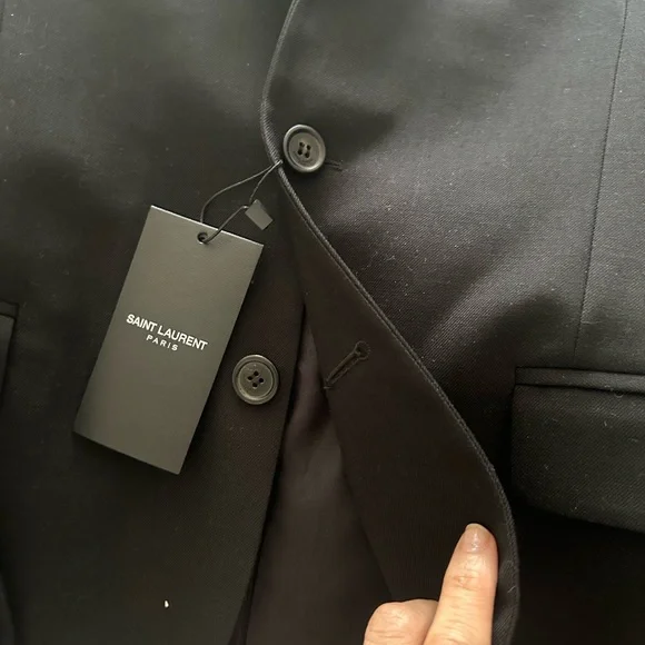 Black blazer never worn - Picture 4 of 5